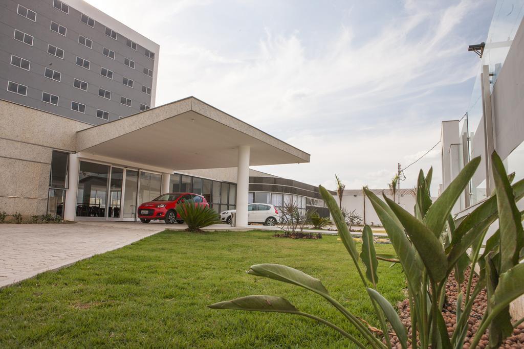 Hotel Abba Uno Betim Extérieur photo